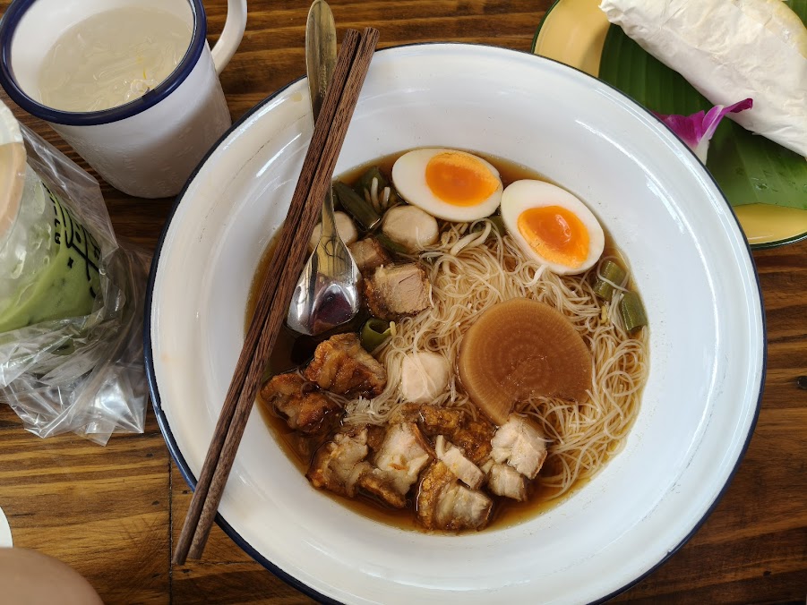 ไข่ดาว